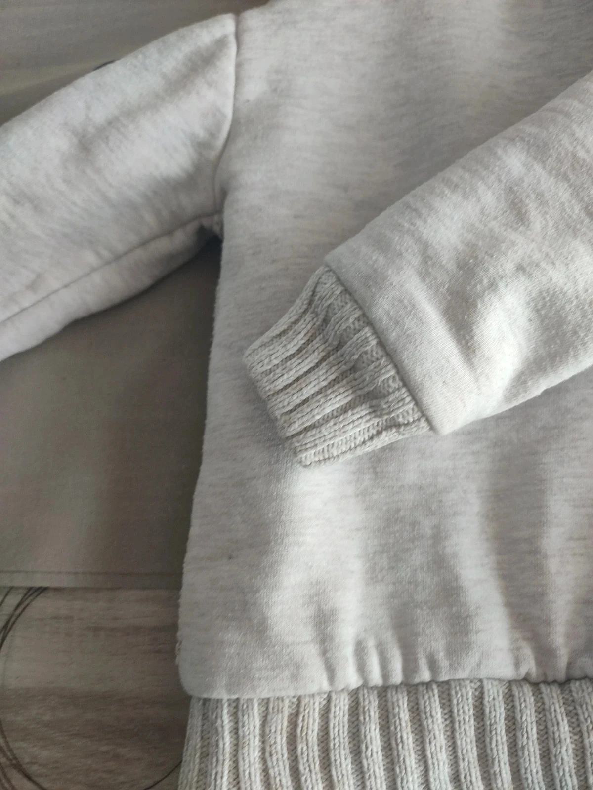 Polaire gebreid vest met capuchon 4 jaar – photo 7